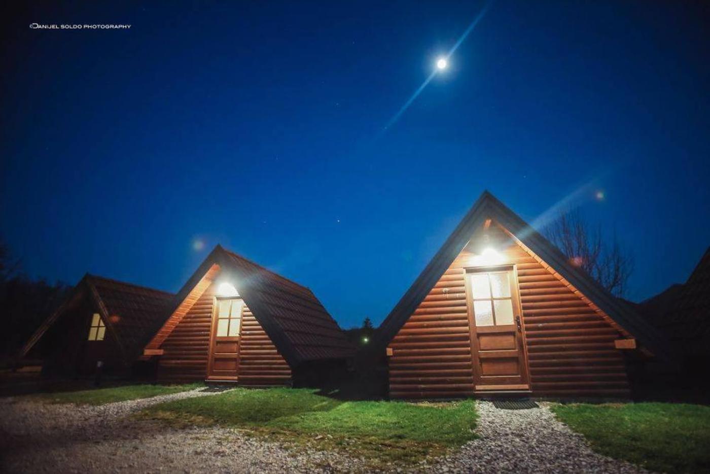 Bungalows Rizvan City Brusane Zewnętrze zdjęcie